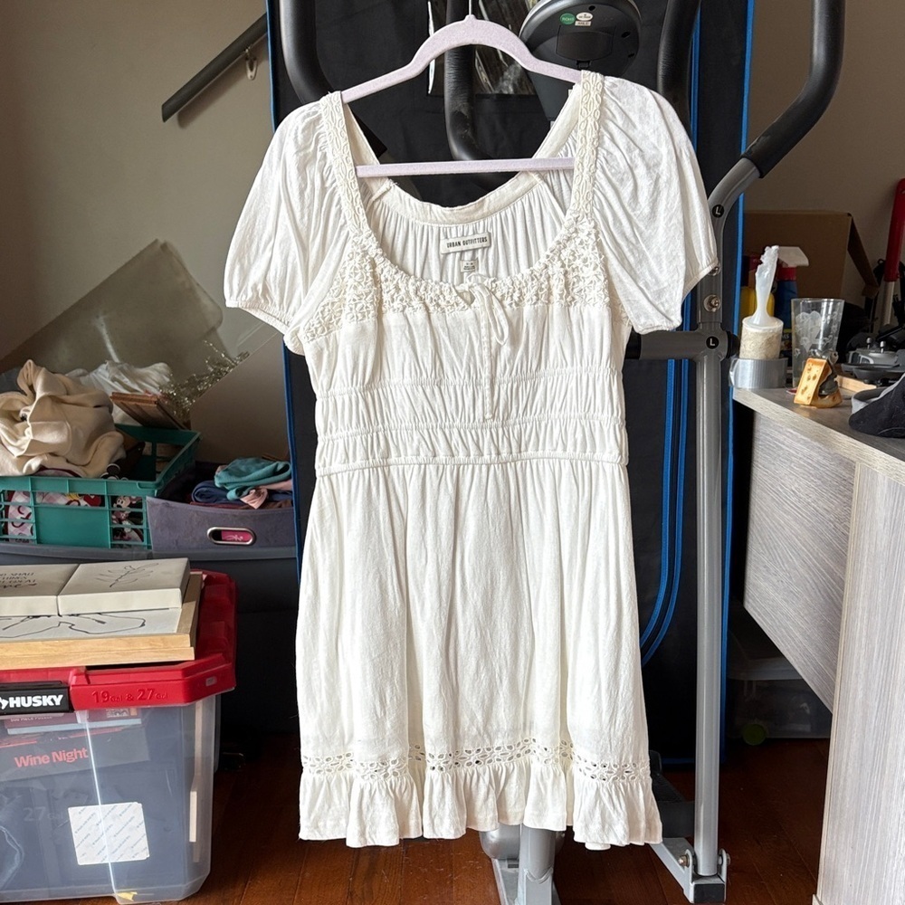 Urban Outfitters BDG Smocked Mini Dress – White (NWT)